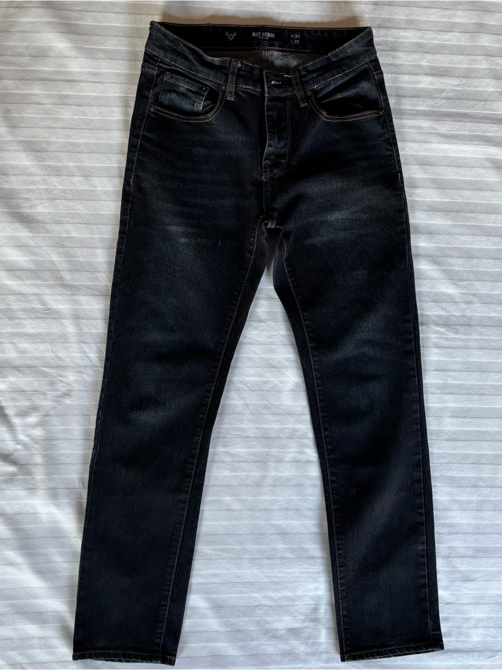 Men's Slim Straight Jeans in Dark Blue - Clean Classic Style 30x30